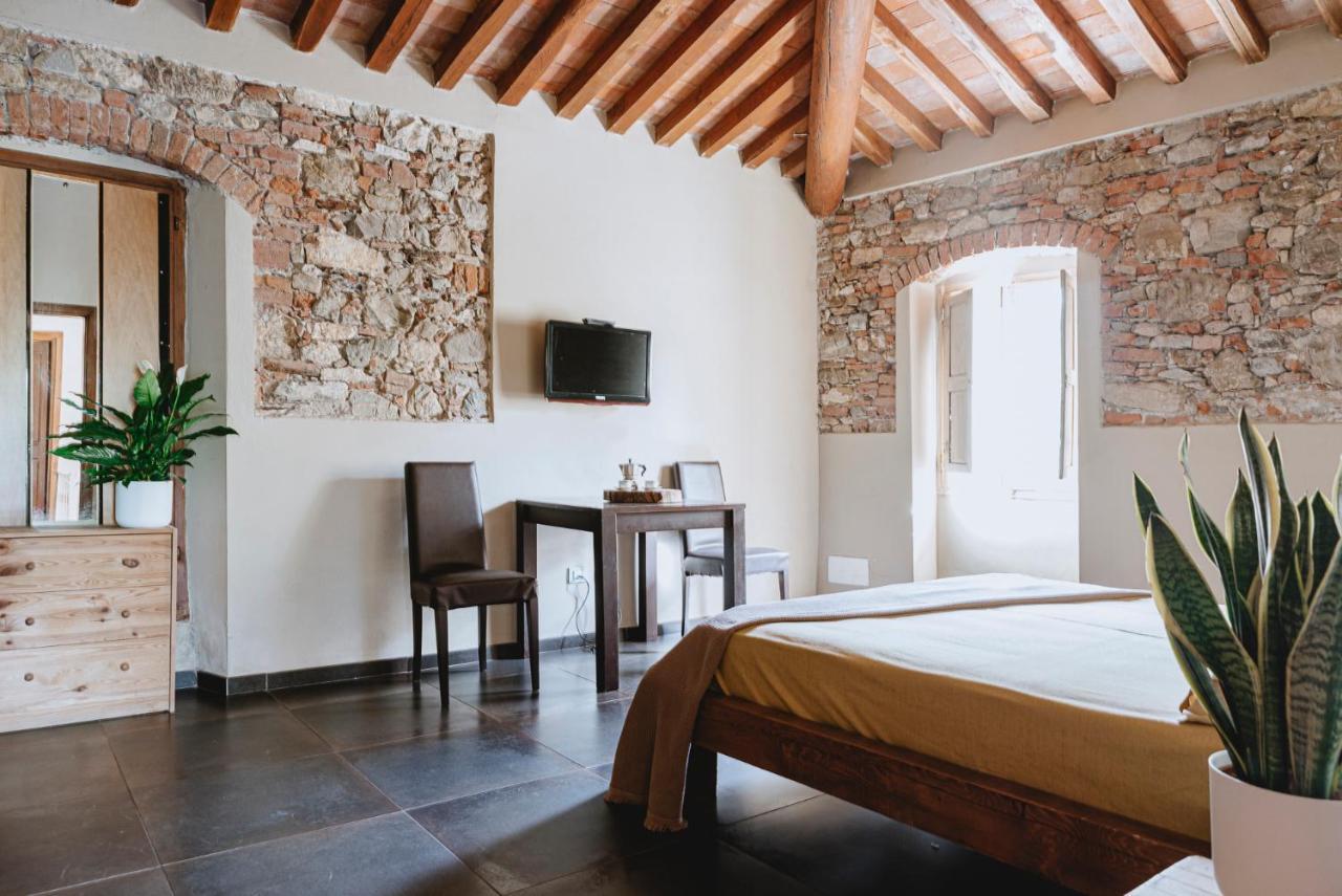 Un Angelo Alla Mia Tavola Sarzana Exterior foto